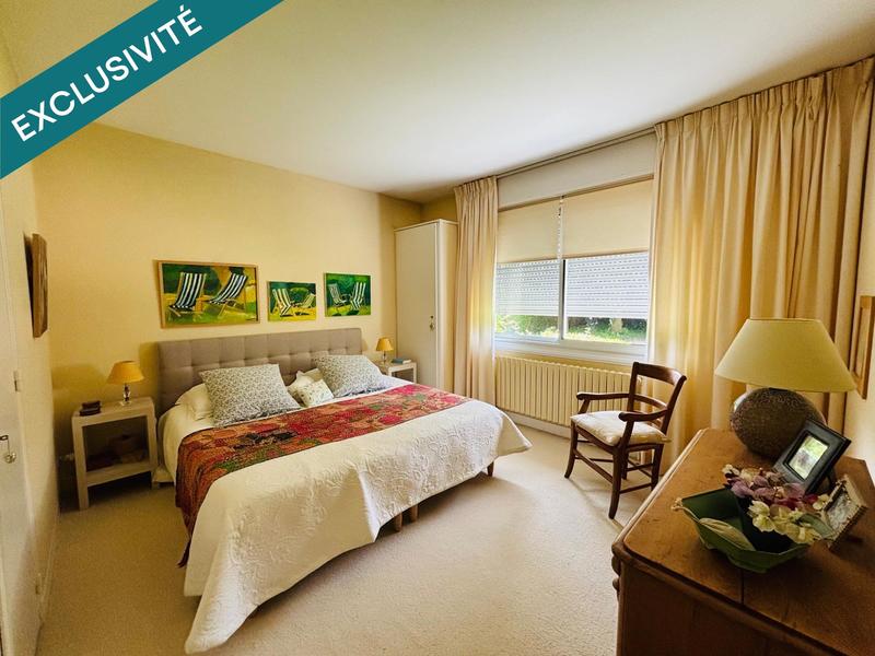 Maison - 248 m² - 7 pièces