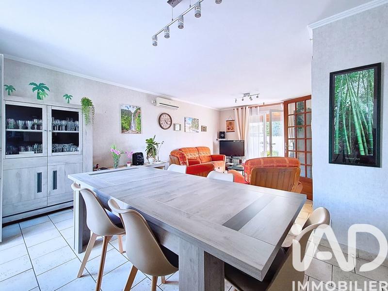 Maison - 88 m² - 4 pièces