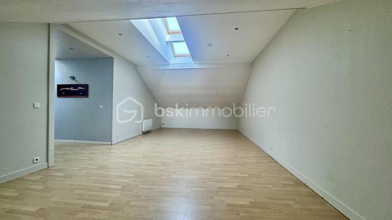 Appartement - 111 m² - 4 pièces