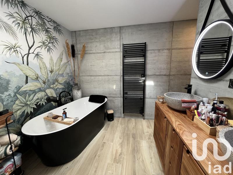 Maison - 122 m² - 5 pièces