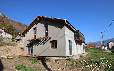 Maison - 79 m² - 5 pièces