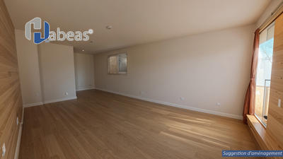 Appartement - 111 m² - 4 pièces