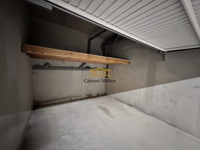 Parking / Garage - 17 m²