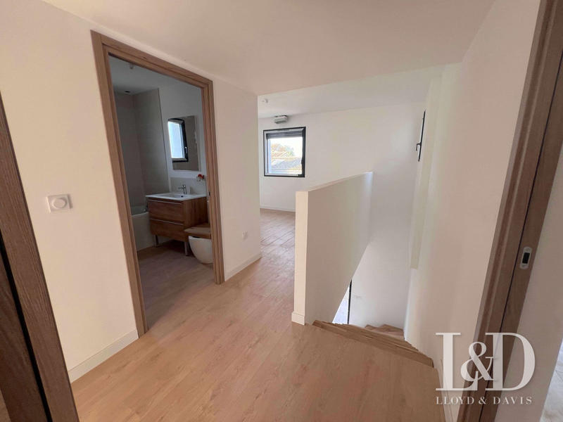 Maison contemporaine - 115 m² - 5 pièces