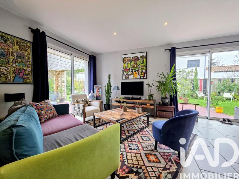 Maison - 98 m² - 5 pièces