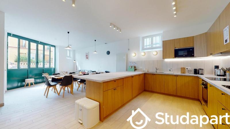 Chambre - 11 m² - 1 pièce