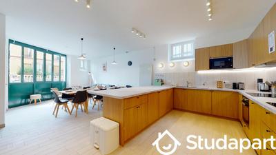 Chambre - 11 m² - 1 pièce