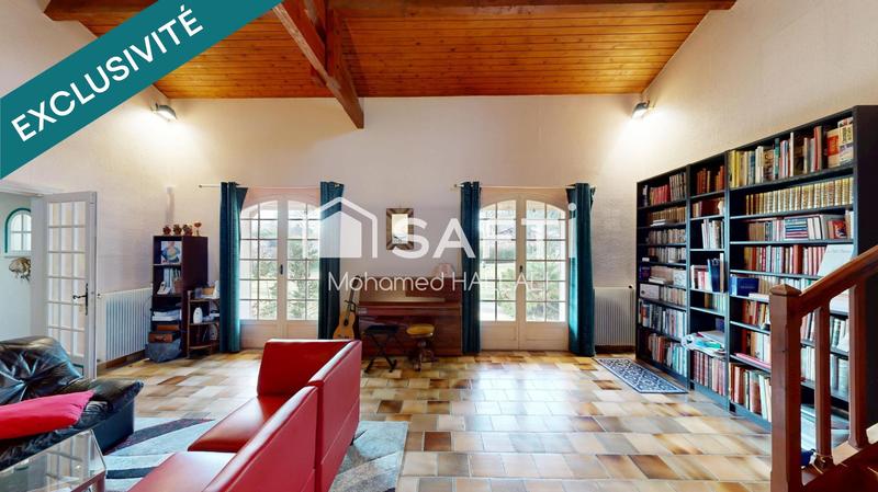 Maison - 210 m² - 8 pièces