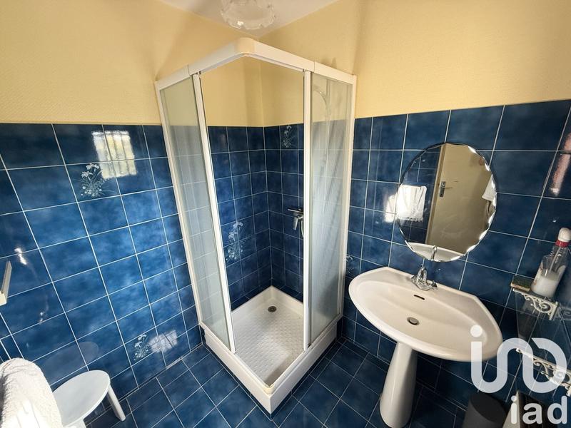 Maison - 186 m² - 9 pièces