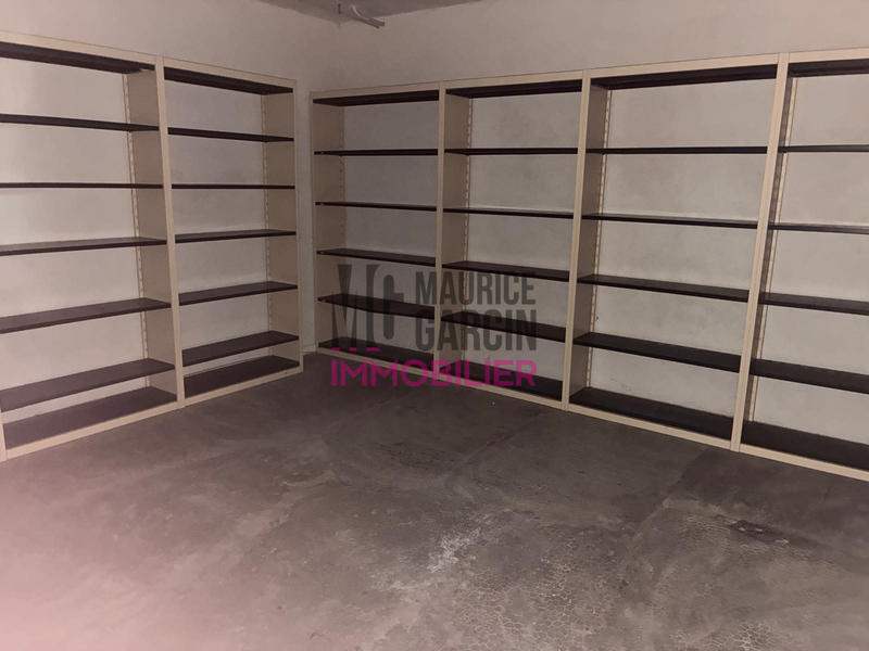 Maison - 188 m² - 13 pièces