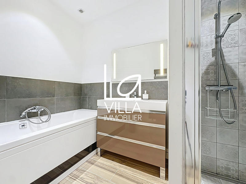 Appartement - 91 m² - 4 pièces