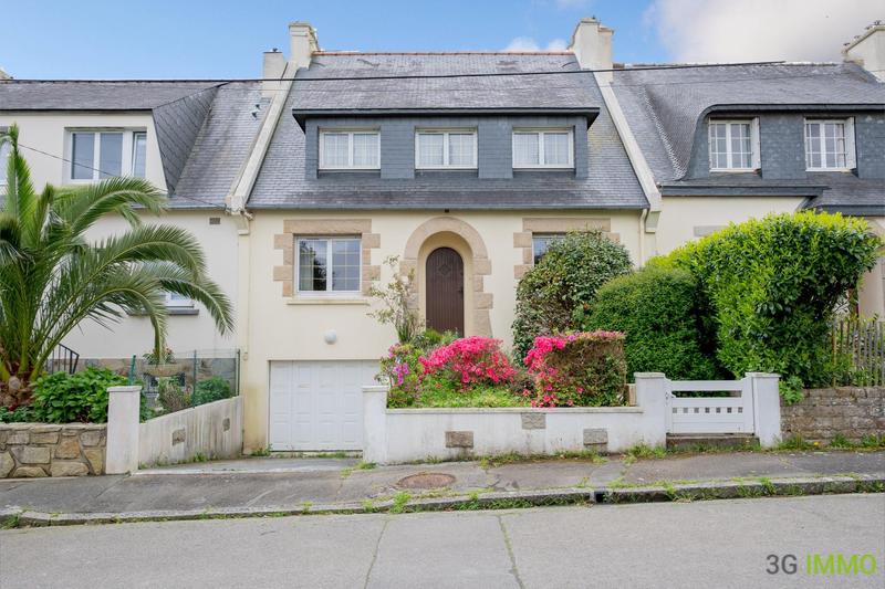 Maison traditionnelle - 140 m² - 6 pièces