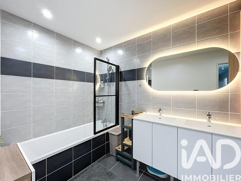 Appartement - 81 m² - 4 pièces