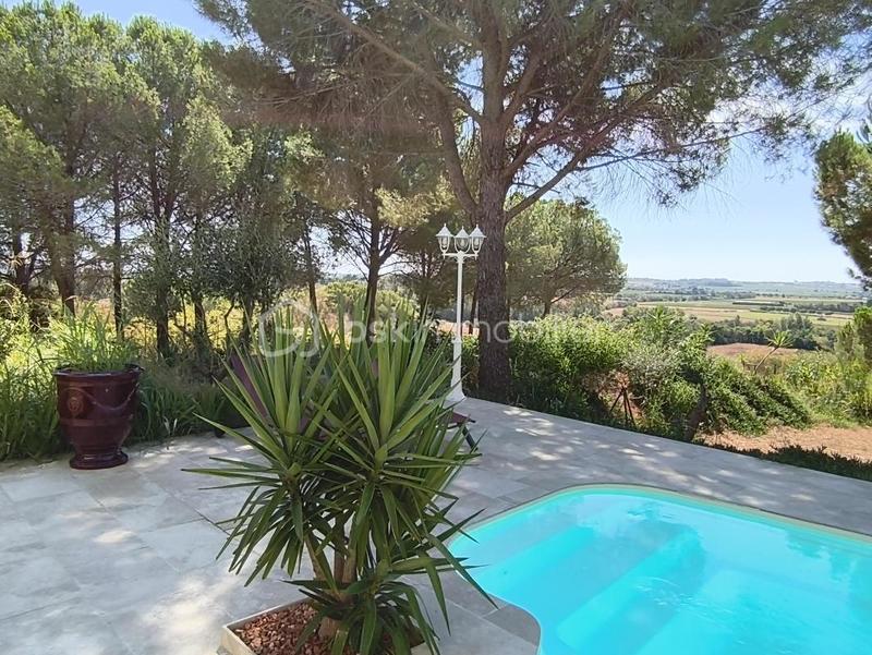 Propriété - 150 m² - 5 pièces