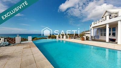 Maison - 280 m² - 7 pièces