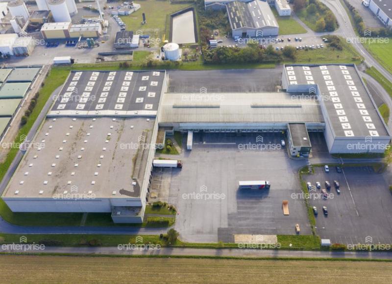 Entrepôt - 7 308 m²