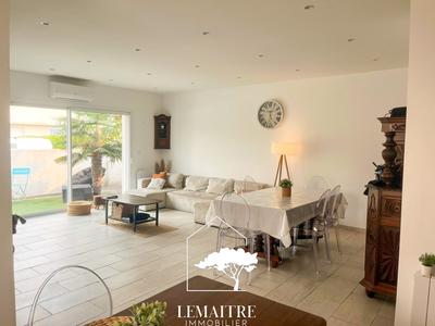 Maison - 84 m² - 3 pièces