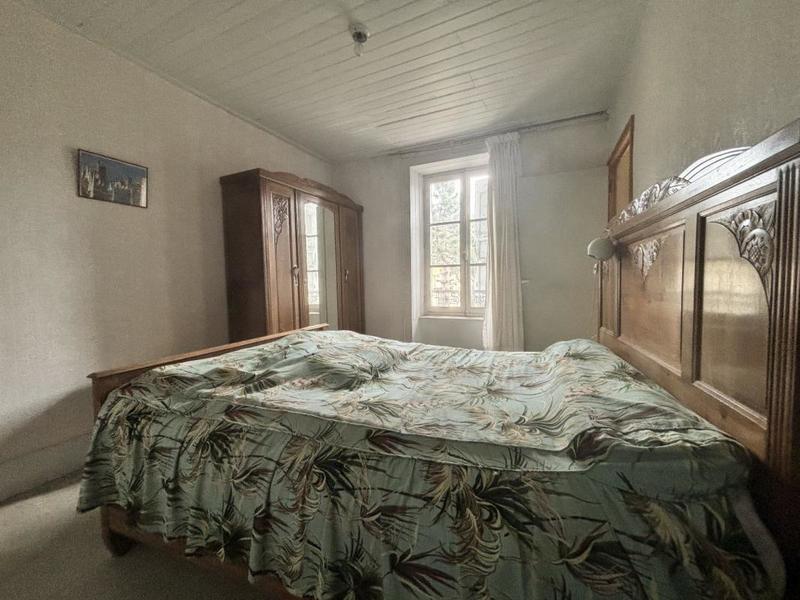 Maison en pierre - 80 m² - 4 pièces