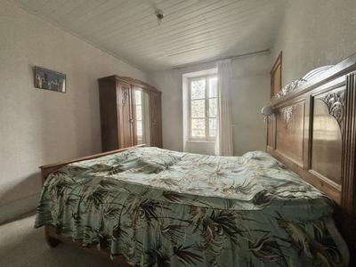 Maison en pierre - 80 m² - 4 pièces