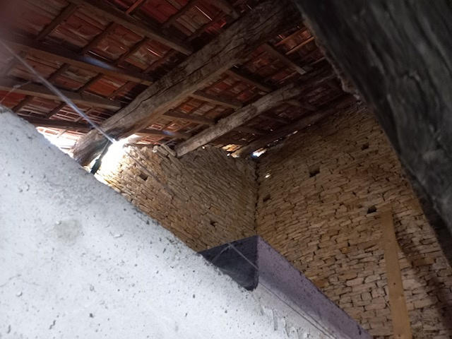 Appartement - 120 m² - 1 pièce