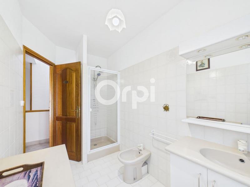 Maison - 199 m² - 5 pièces