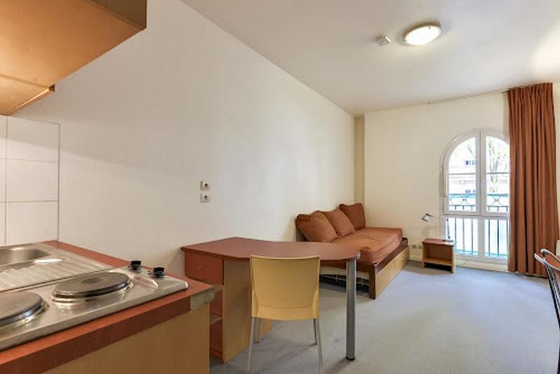 Studio - 18 m² - 1 pièce