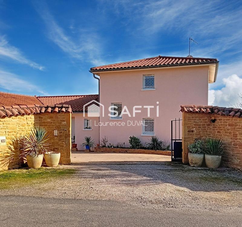 Maison - 140 m² - 6 pièces