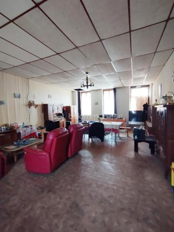 Maison - 236 m² - 15 pièces