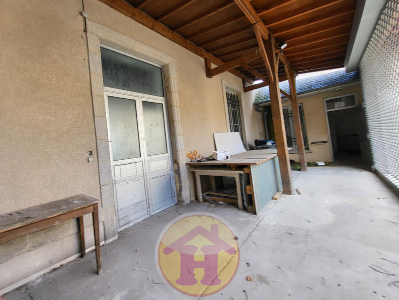Local commercial - 297 m² - 3 pièces