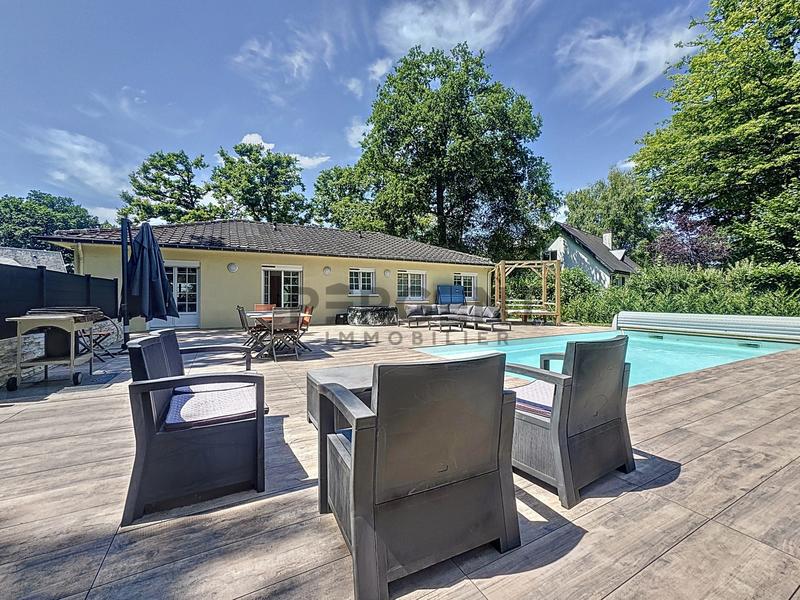 Maison - 140 m² - 6 pièces