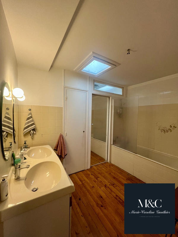 Appartement - 87 m² - 4 pièces