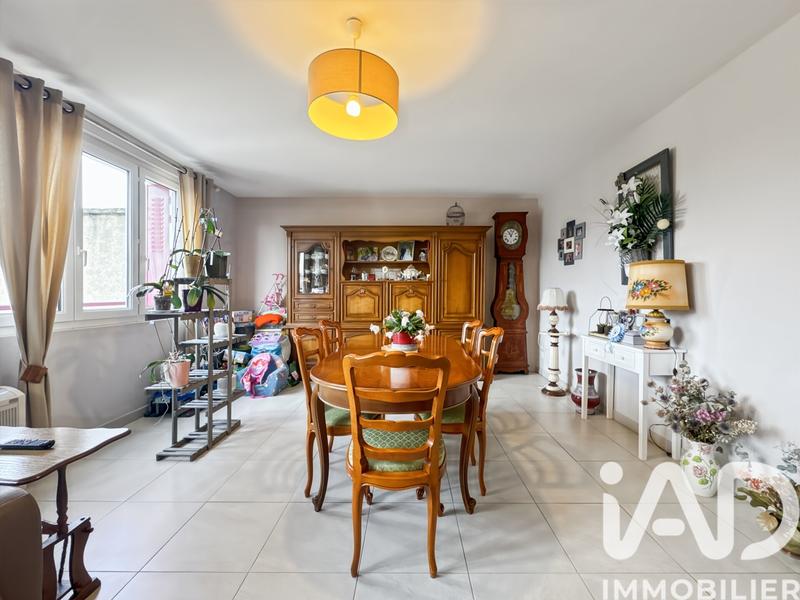 Maison - 139 m² - 6 pièces