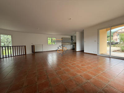 Maison - 117 m² - 4 pièces