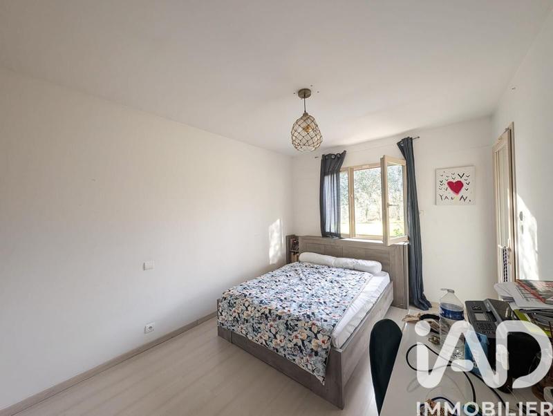 Maison - 170 m² - 5 pièces