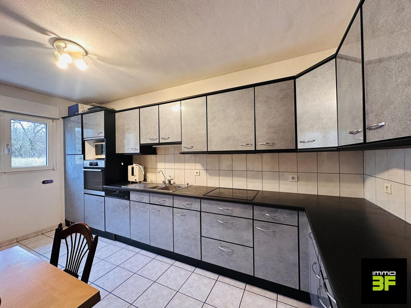 Maison - 101 m² - 5 pièces