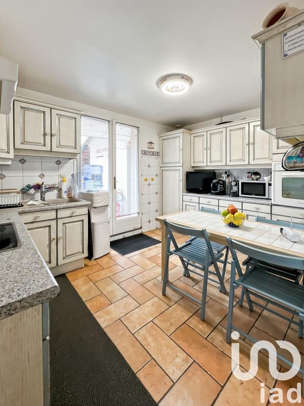 Maison - 107 m² - 6 pièces