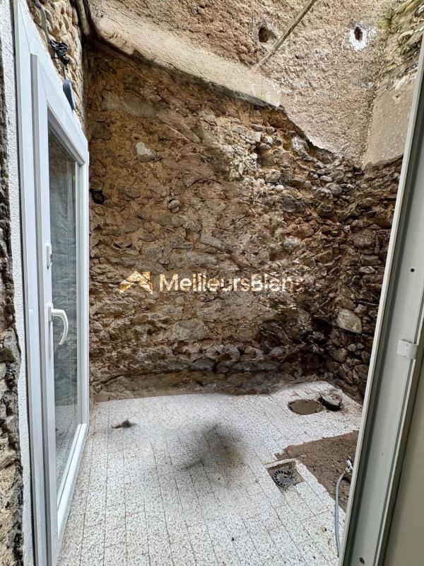 Maison de ville - 75 m² - 4 pièces