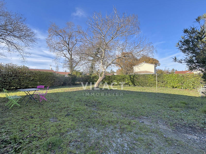 Maison - 200 m² - 7 pièces