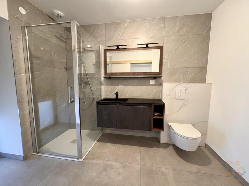 Appartement - 152 m² - 5 pièces