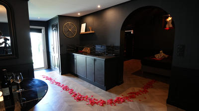 Maison - 305 m² - 10 pièces