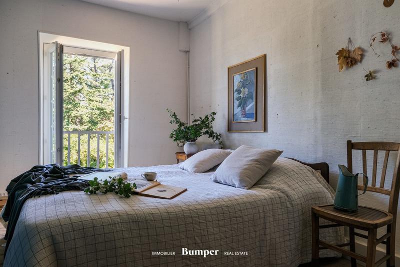 Maison ancienne - 220 m² - 6 pièces