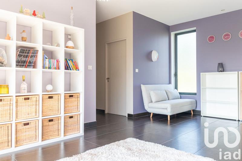 Maison - 233 m² - 5 pièces