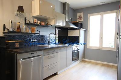 Maison - 141 m² - 5 pièces