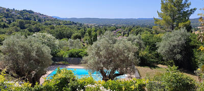 Maison - 251 m² - 8 pièces