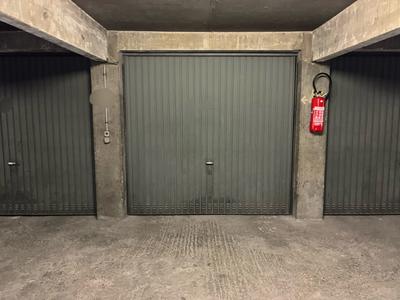 Parking / Garage - 12 m²