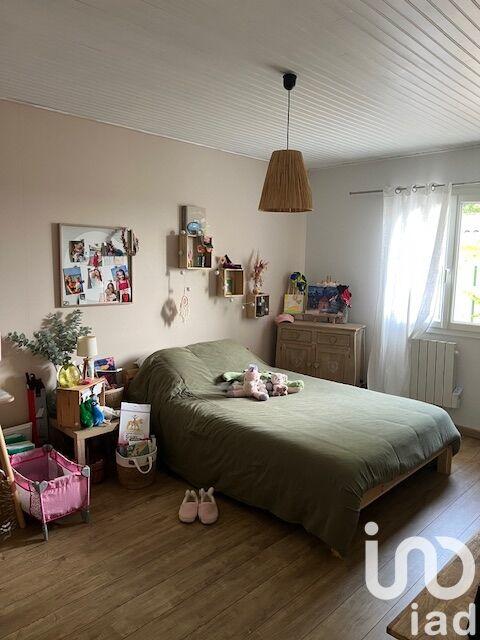 Maison - 250 m² - 6 pièces