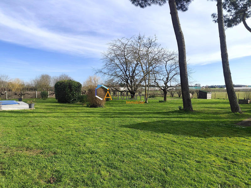 Maison - 200 m² - 9 pièces