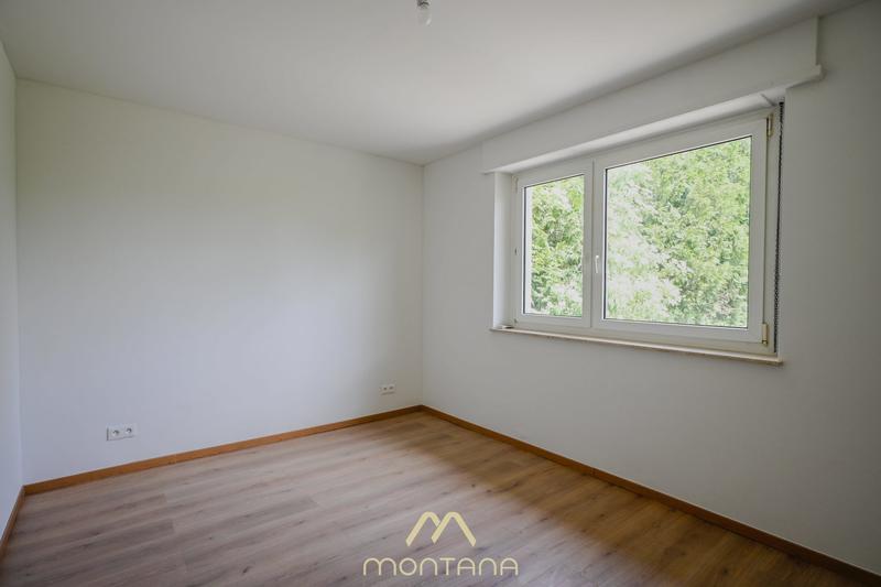 Maison - 200 m² - 8 pièces