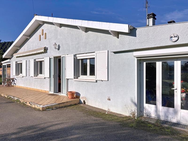 Maison - 110 m² - 4 pièces