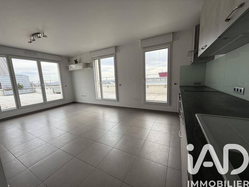 Appartement - 80 m² - 4 pièces